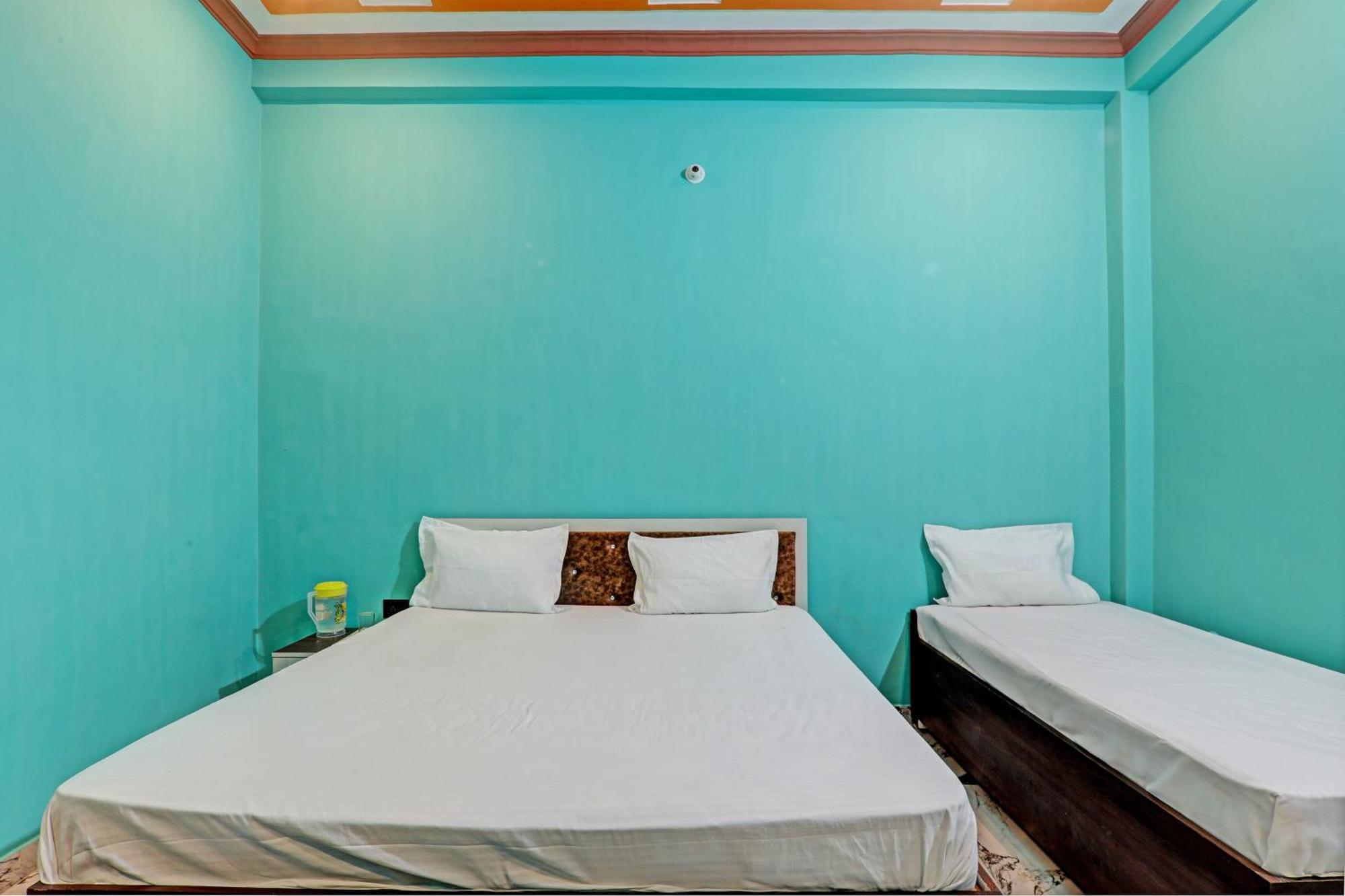 Oyo Green Valley Guest House Sultānpur Exterior foto